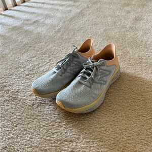 New balance running shoes